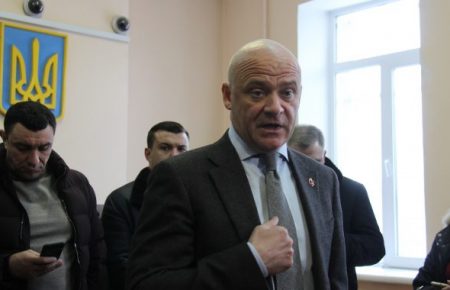 Міському голові Одеси Труханову вручили обвинувальний акт у справі заводу «Краян»