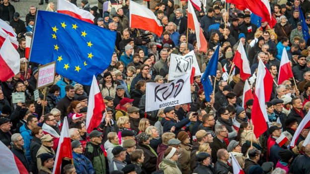 Польща має призупинити судову реформу — рішення суду ЄС
