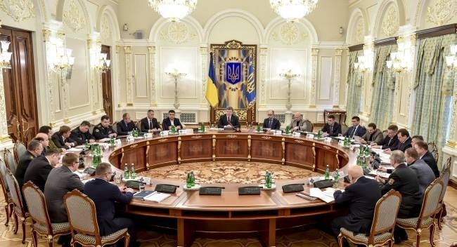 Президент підписав указ про захист національних інтересів на півдні та сході України