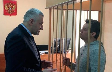 Російський юрист Марк Фейгін зустрівся із українським журналістом Сущенком у СІЗО «Лефортово»