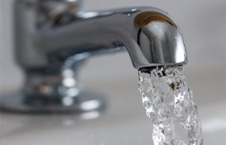 У міській адміністрації Торецька спростовують інформацію про припинення водопостачання