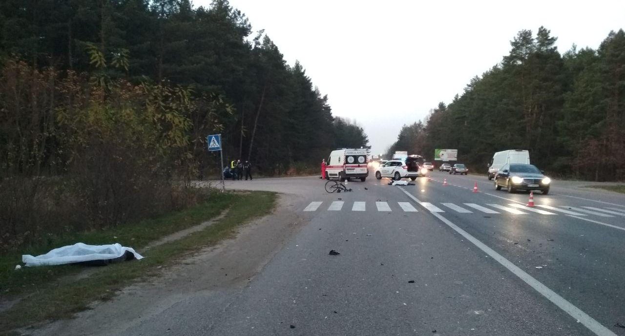 Поблизу Львова у ДТП загинули мотоцикліст та велосипедист 