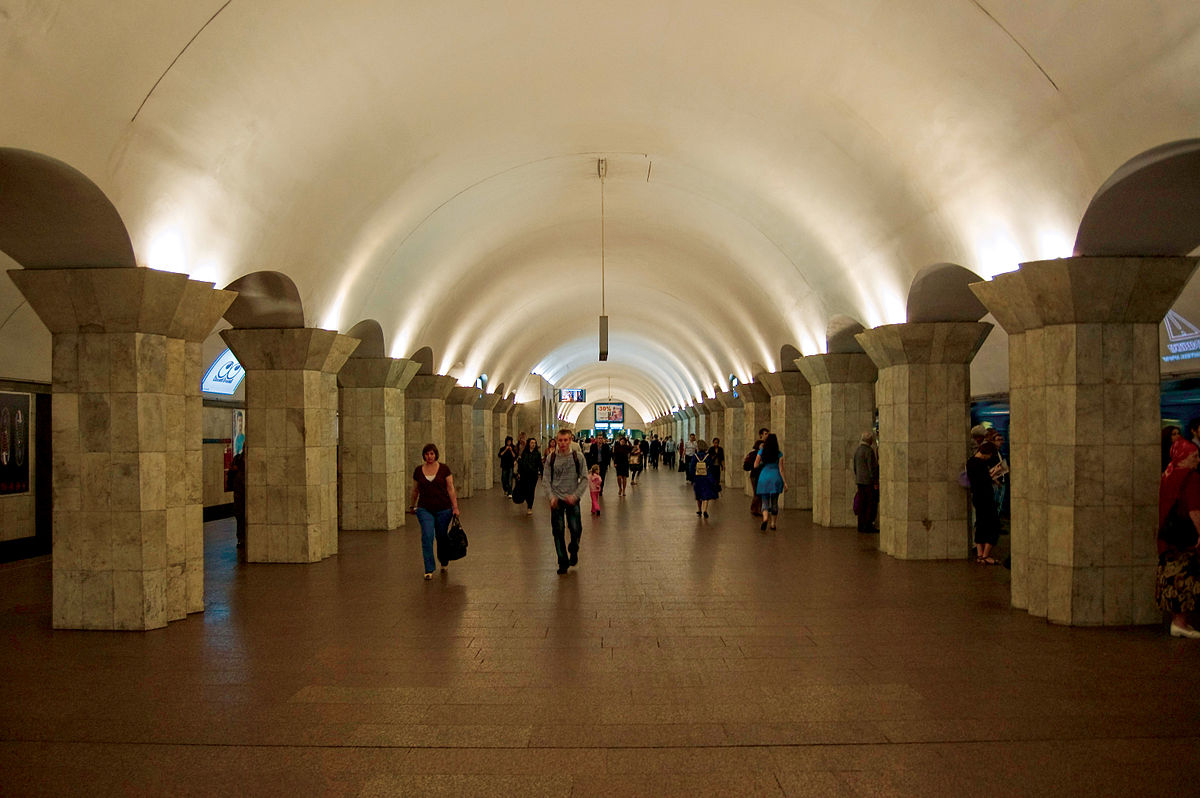У Києві закрили станцію метро «Майдан незалежності» через повідомлення про замінування