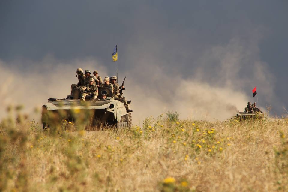 На Донбасі бойовики 14 разів відкривали вогонь по українських позиціях — штаб ООС