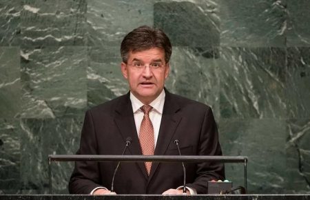 Голова МЗС Словаччини пішов у відставку після рішення влади не приєднуватися до міграційного пакету ООН