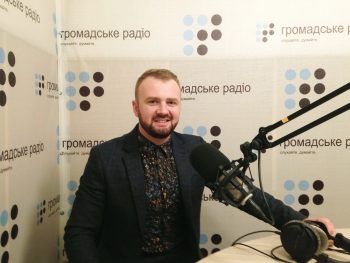 Я рано втратив батьків, тому добре розумію, навіщо займатися благодійністю — співак Роман Скорпіон Я рано втратив батьків, тому добре розумію, навіщо займатися благодійністю — співак Роман Скорпіон