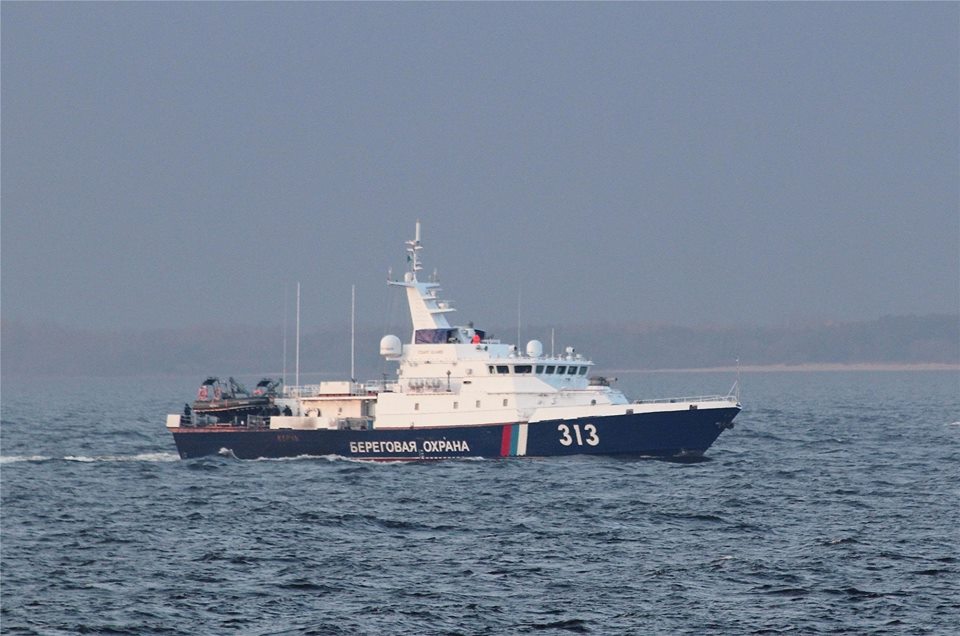 Росія перекидає у Азовське море кораблі з артилерією на борту — Клименко