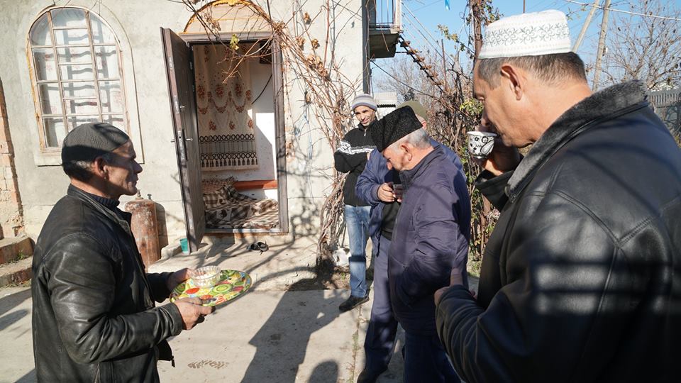 У Криму влаштували молебень до річниці смерті ветеранки кримськотатарського національного руху Веджіє Кашка