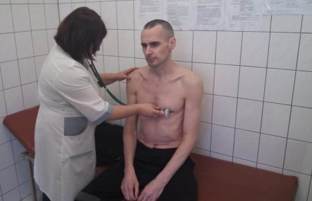 Адвокат: російські медики встановили зміни у внутрішніх органах Сенцова