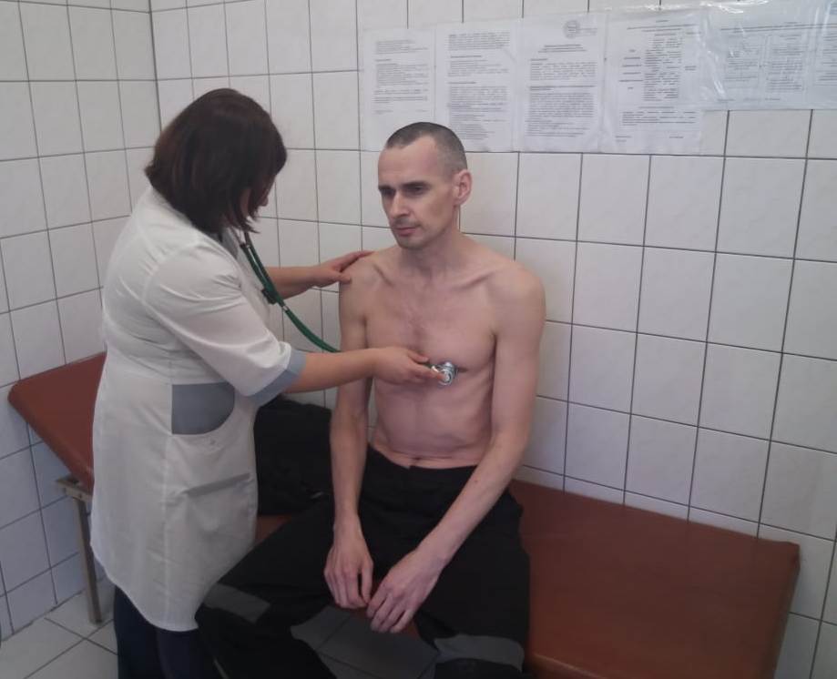 Адвокат: російські медики встановили зміни у внутрішніх органах Сенцова