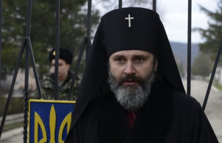 Архієпископа УПЦ КП Климента не пустили до поранених українських моряків у Керчі