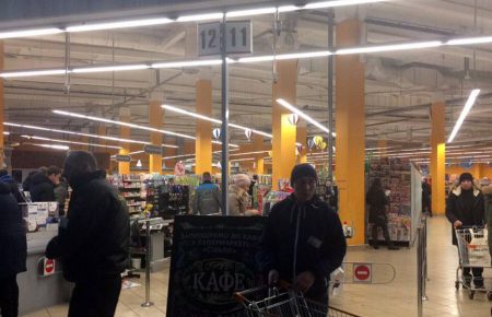 У Києві перевіряють усі супермаркети «Сільпо» через повідомлення про замінування