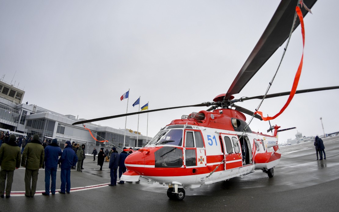 Нацгвардії та ДСНС передали нові гелікоптери Airbus Н-225