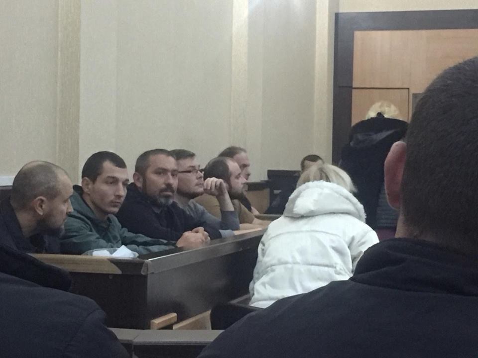Суд у Грузії узяв під варту 6 затриманих українців