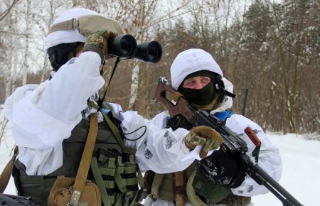 Доба на Донбасі: 8 обстрілів, один військовий дістав поранення