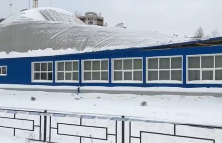 У Вишневому під Києвом обвалився дах шкільної спортзали