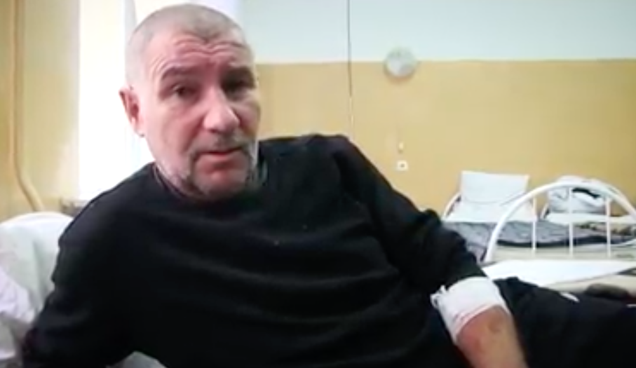 Набрав дров і йшов до хати: поранений житель Чермалика розповів про обстріл (відео)