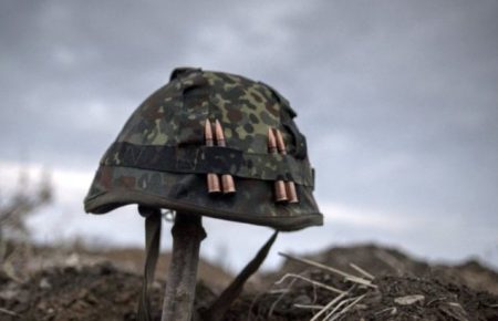 За минулу добу на Донбасі один український військовий загинув, ще один поранений