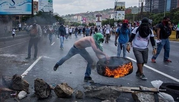 Протести у Венесуелі: щонайменше 40 людей загинули