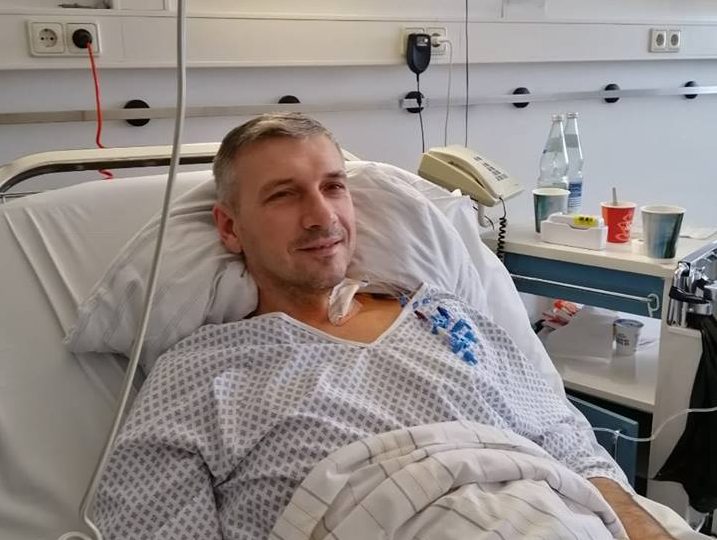 Одеський активіст Михайлик про операцію: лікарям довелося видалити разом із кулею частину легені