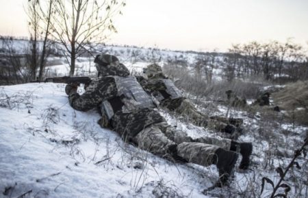 Поблизу Попасної бойовики поранили українського військового