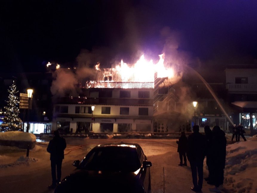 Пожежа на курорті Куршевель: двоє людей загинули