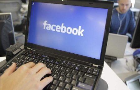 Facebook видалив понад 500 російських сторінок, що писали про Україну