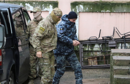 Адвокати полонених українських моряків оскаржили рішення про продовження тримання під вартою