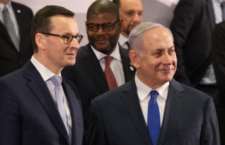Прем'єр Польщі скасував участь у саміті в Ізраїлі через слова про роль країни у Другій світовій