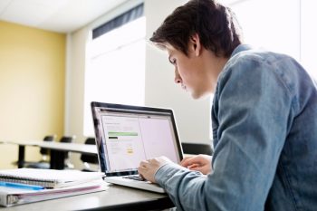 Підготовка до ЗНО без репетиторів і в формі гри: безкоштовна платформа iLearn Підготовка до ЗНО без репетиторів і в формі гри: безкоштовна платформа iLearn