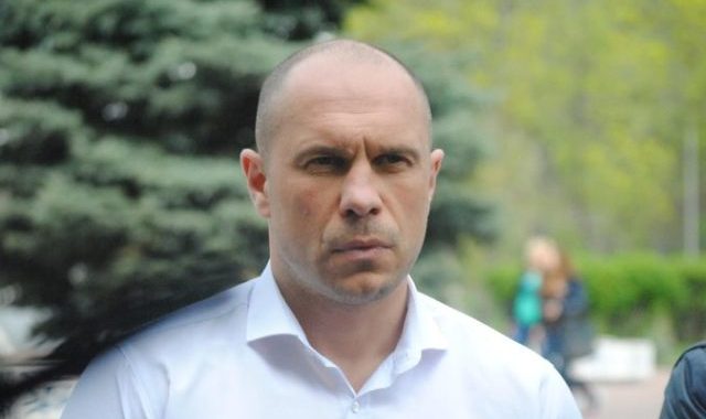 Кива вніс заставу за поліцейського, підозрюваного у побитті праворадикалів у Києві Кива вніс заставу за поліцейського, підозрюваного у побитті праворадикалів у Києві