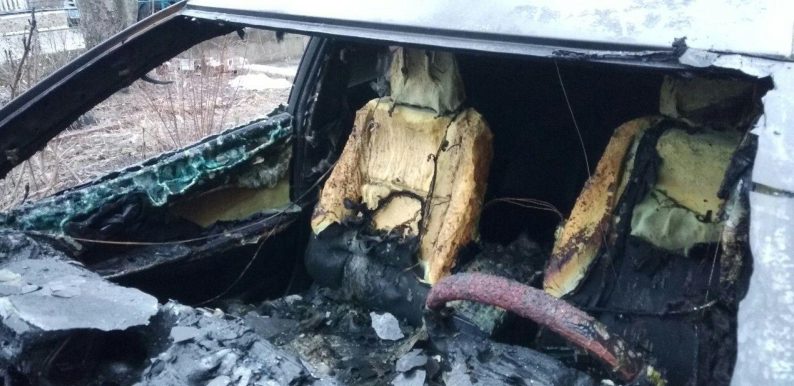 У Покровську спалили автівку секретаря міськради Ірини Сущенко