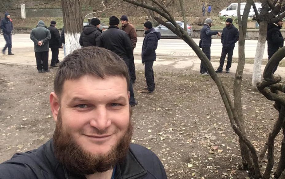 Російські прикордонники в окупованому Криму затримали двох кримських татар на КПВВ «Каланчак»