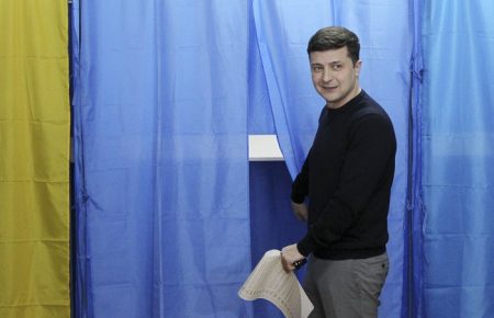 Зеленський заявив, що готовий іти на дебати із Порошенком