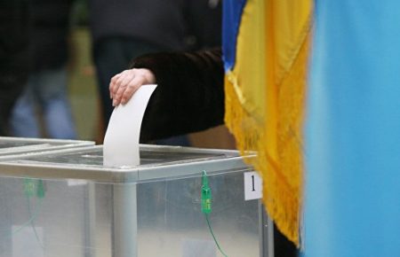 Понад 90 тисяч українців тимчасово змінили місце голосування — ЦВК