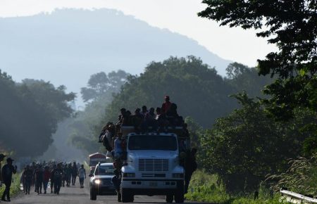 У Мексиці перекинулася вантажівка з мігрантами, загинули щонайменше 25 людей