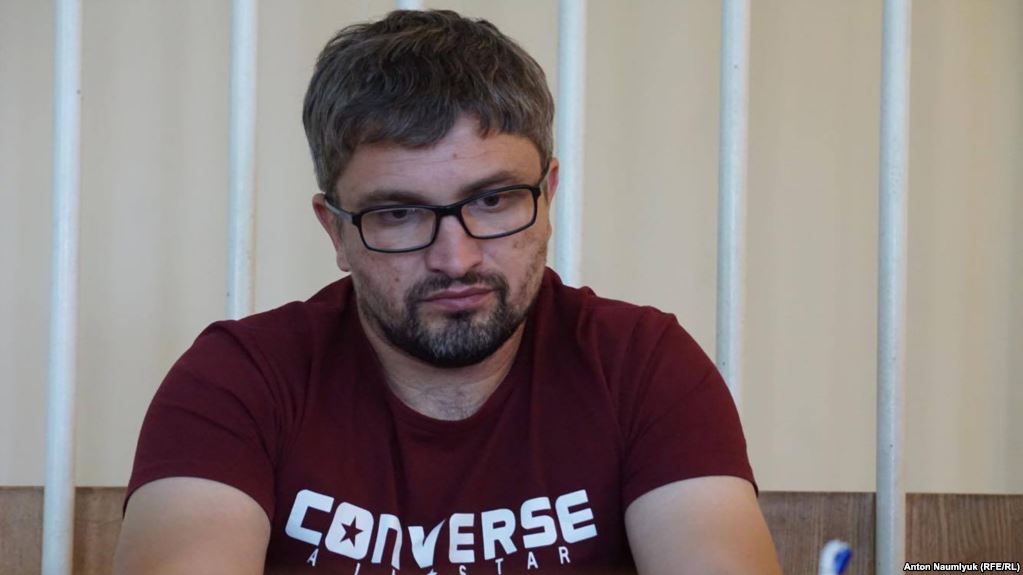 Окупаційний суд у Криму залишив блогера Мемедемінова під вартою до 16 травня