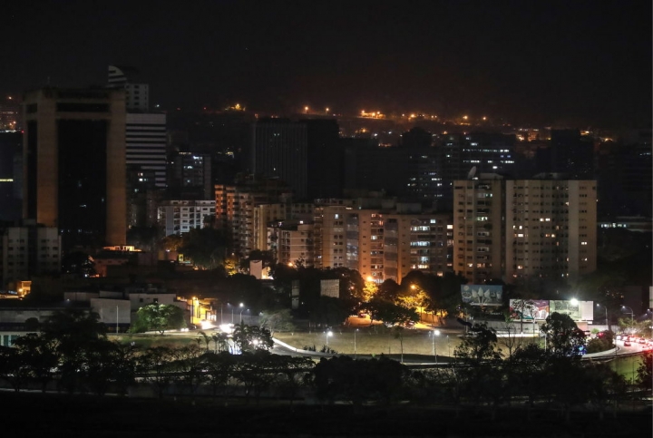 У Венесуелі заявили про відновлення енергопостачання в країні