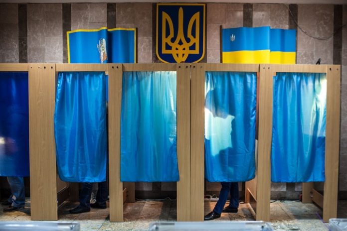 У чотирьох регіонах України явка перевищила 43%