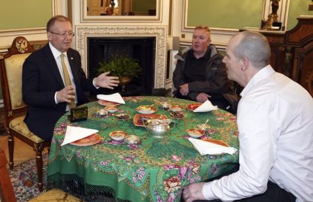 Отруєний «Новічком» британець Роулі відвідав російського посла та попросив про зустріч з Путіним