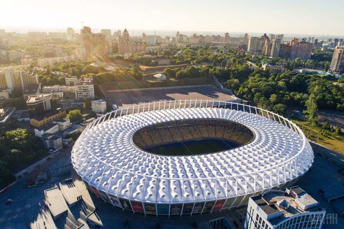 Дебати на «Олімпійському»: довкола стадіону обмежать рух транспорту