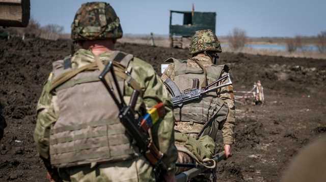 Унаслідок обстрілів на Донбасі загинули двоє українських військових