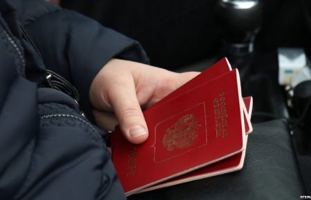 У Ростовській області запрацював центр видачі російських паспортів жителям окупованих районів Донбасу