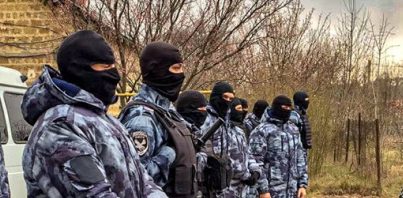 В окупованому Сімферополі російські силовики затримали кримського татарина після обшуку