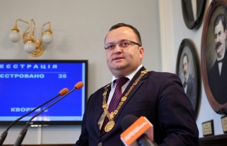 Суд поновив на посаді міського голову Чернівців