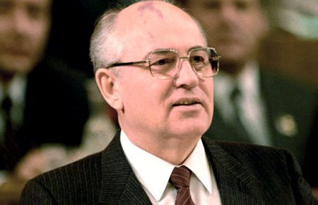 Горбачов порушив механізм однопартійної системи — історик про партійність в СРСР