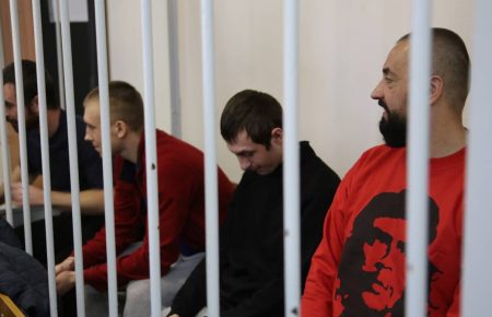 Суд у Москві залишив 4-х українських полонених моряків під вартою ще на три місяці