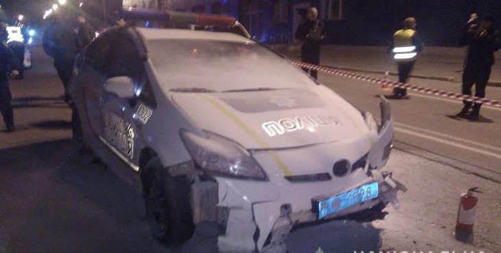 Чоловікові, який збив патрульну у Києві, загрожує довічне ув'язнення — поліція (відео) Чоловікові, який збив патрульну у Києві, загрожує довічне ув'язнення — поліція (відео)