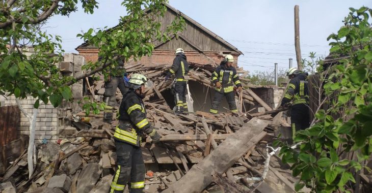 У Маріуполі від вибуху в житловому будинку постраждали двоє людей У Маріуполі від вибуху в житловому будинку постраждали двоє людей