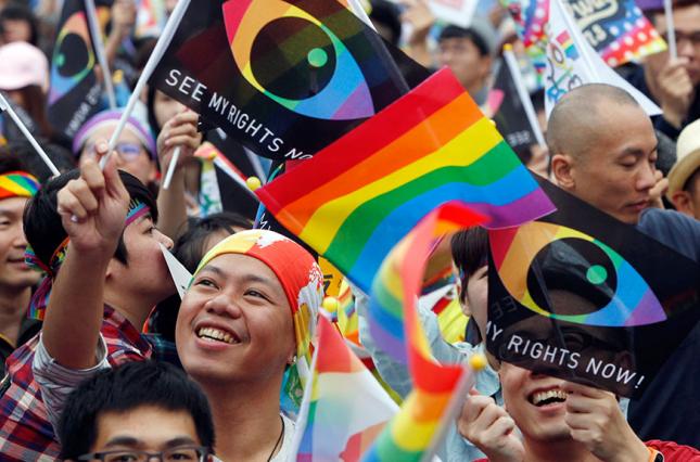 Парламент Тайваню першим в Азії підтримав легалізацію одностатевих шлюбів